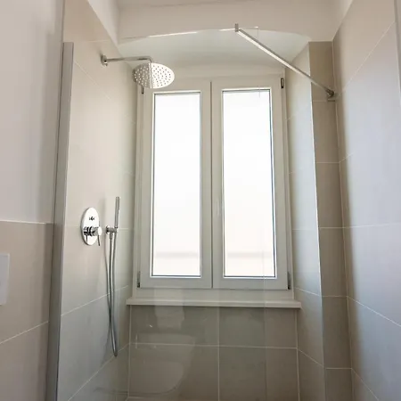 Casa Lumiere Triest